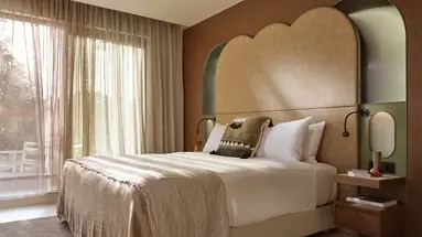 EAGLES PALACE