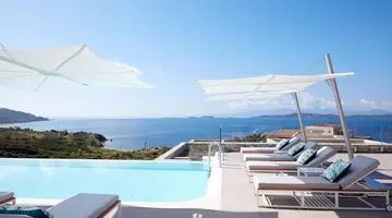 EAGLES VILLAS