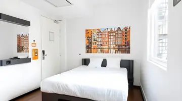 easyHotel Amsterdam City Centre South