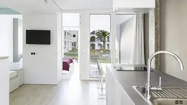Ebano Hotel Apartments & Spa
