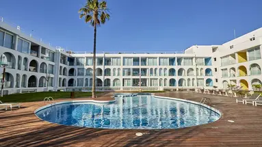 Ebano Hotel Apartments & Spa