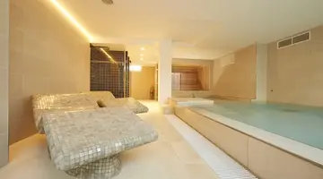Ebano Hotel Apartments & Spa
