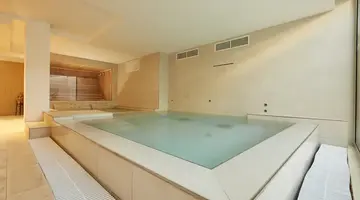 Ebano Hotel Apartments & Spa