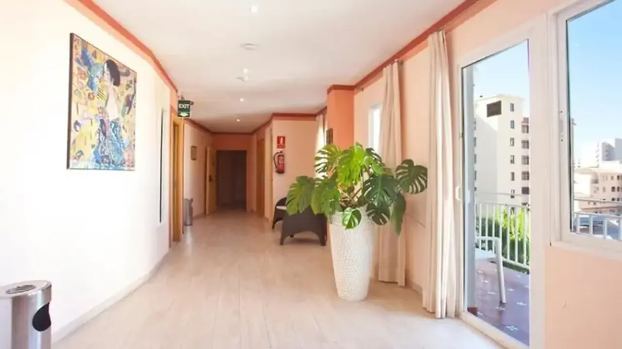 Ecuador Park Apts