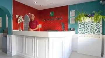 Ecuador Park Apts