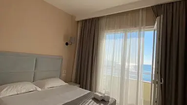 Edart Hotel
