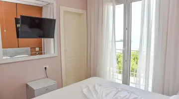 Edart Hotel