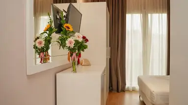 Edart Hotel