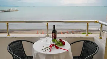 Edart Hotel