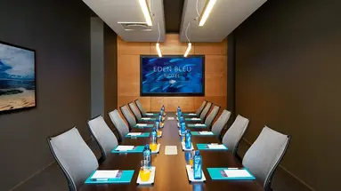  Eden Blue Hotel