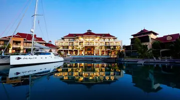 Eden Blue Hotel