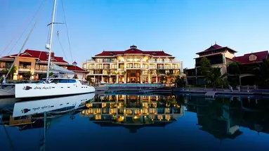  Eden Blue Hotel