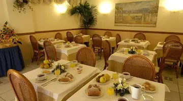 EDEN HOTEL
