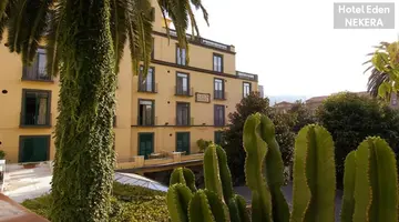 EDEN HOTEL
