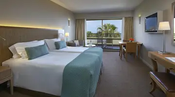 Eden Mar