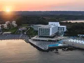 Eden Roc Hotel