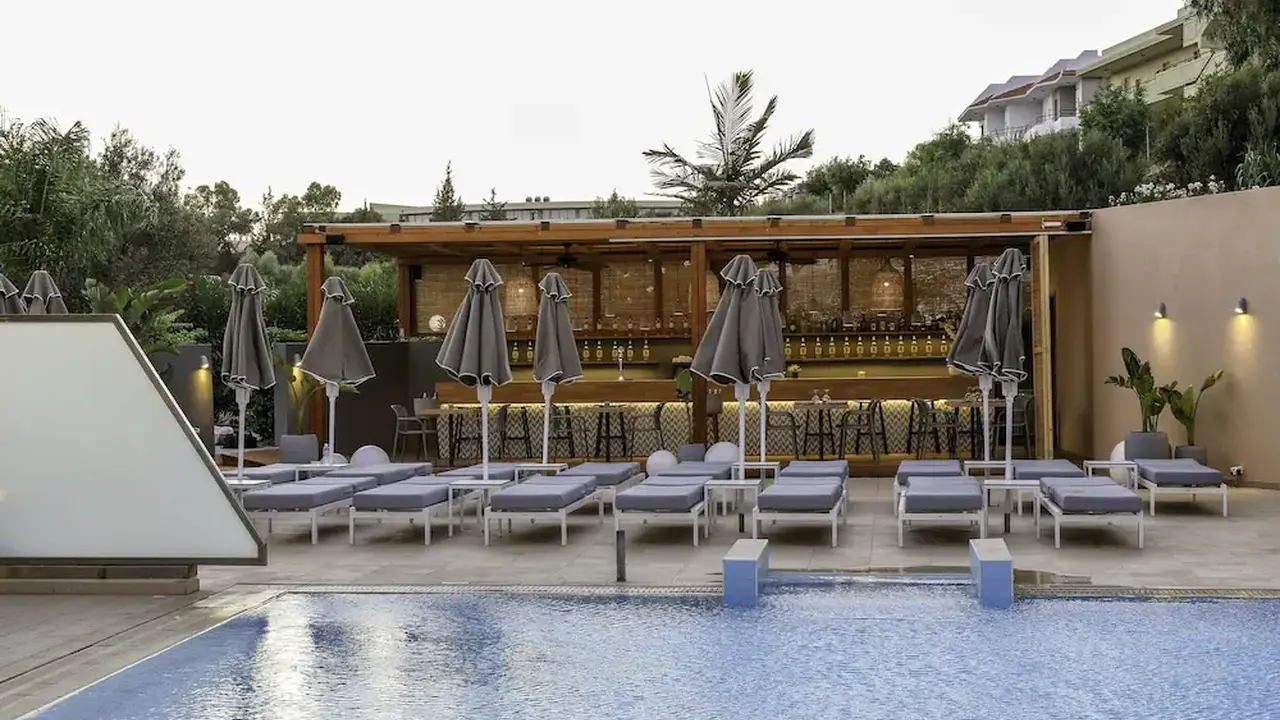 Eden Roc Resort Hotel