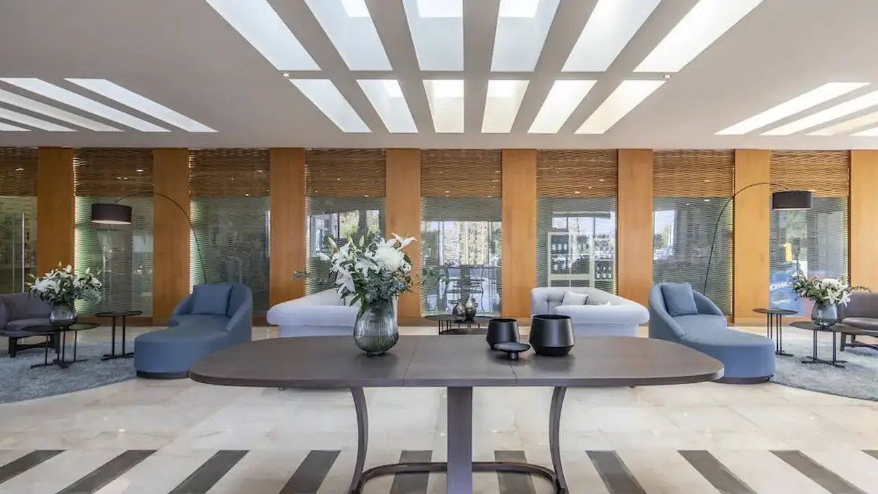 Eden Roc Resort Hotel