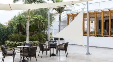Eden Roc Resort Hotel
