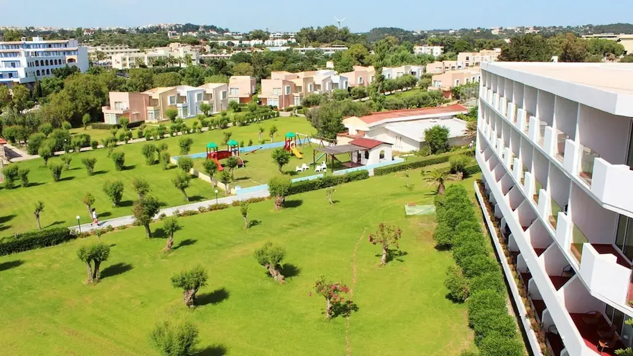 Eden Roc Resort Hotel