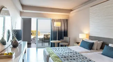 Eden Roc Resort Hotel