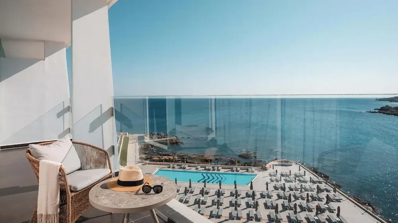 Eden Roc Resort Hotel