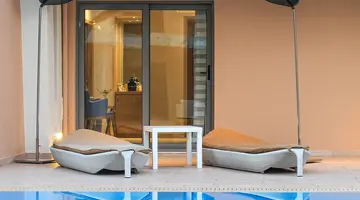 EDEN ROC RESORT