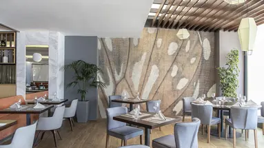 EDEN ROC RESORT