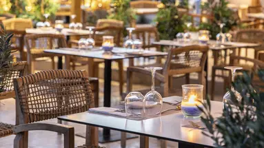 EDEN ROC RESORT