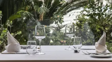 EDEN ROC RESORT