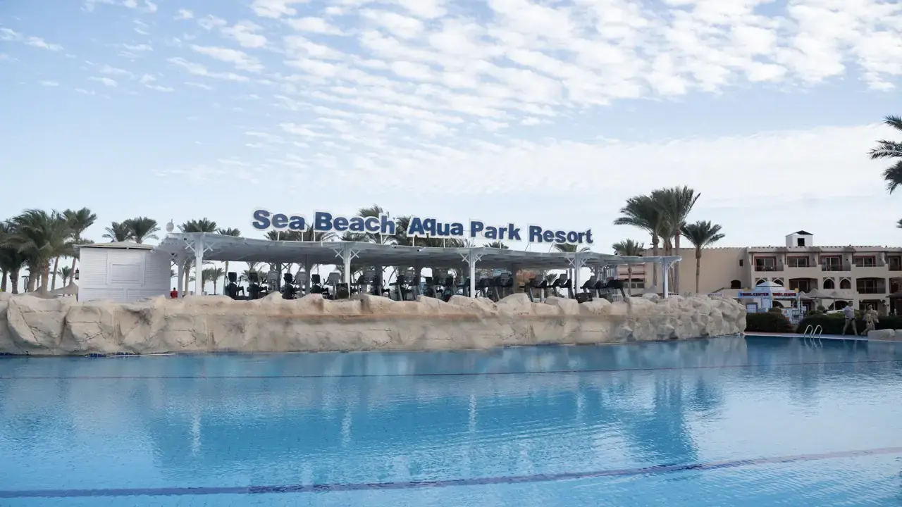 Edge By Rotana Sea Beach (Ex. Sea Beach