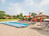 Effect Algara Beach Resort