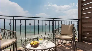Effect Algara Beach Resort