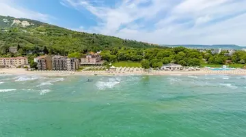Effect Algara Beach Resort