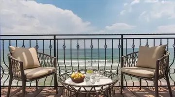 Effect Algara Beach Resort