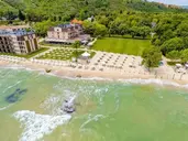 Effect Algara Beach Resort