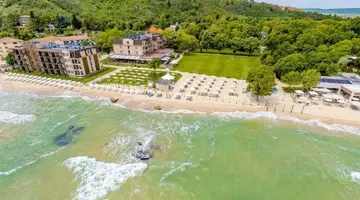 Effect Algara Beach Resort