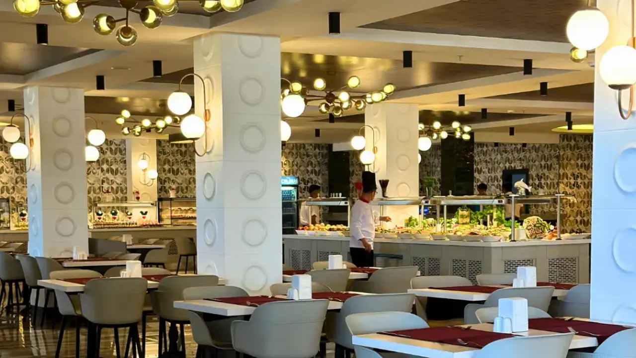 EFTALIA VILLAGE HOTEL