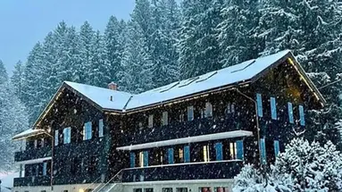 Eiger View Alpine Lodge