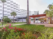 Eix Lagotel Holiday Resort