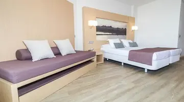 Eix Lagotel Holiday Resort