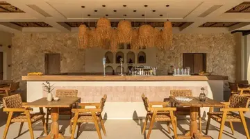 Ekati Mare Boutique Resort