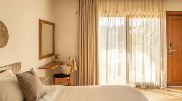 Ekati Mare Boutique Resort