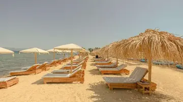 Ekati Mare Boutique Resort