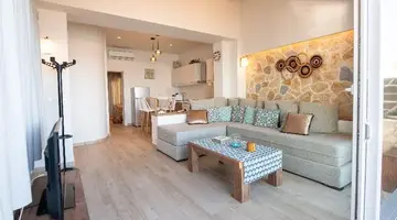 Ekati Mare Boutique Resort