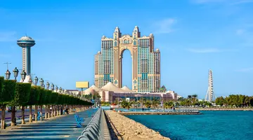 Ekscentryczny Dubaj i oddech pustyni