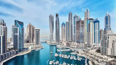 Ekscentryczny Dubaj i oddech pustyni