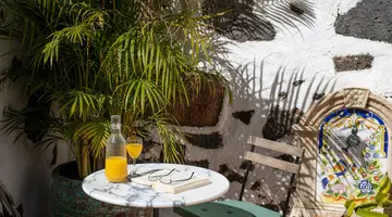 El Charco Suite