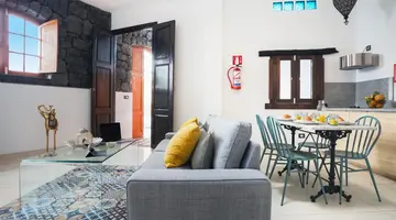 El Charco Suite