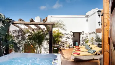 El Charco Suite